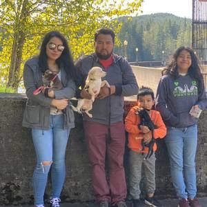 Meet your Posher, Dulcemaria